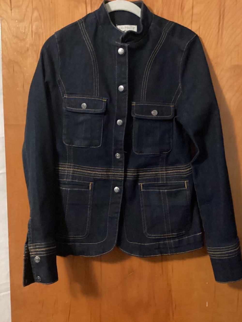 Anatomie short fitted denim jacket with contrast stitches SZ S rodeo ,denim